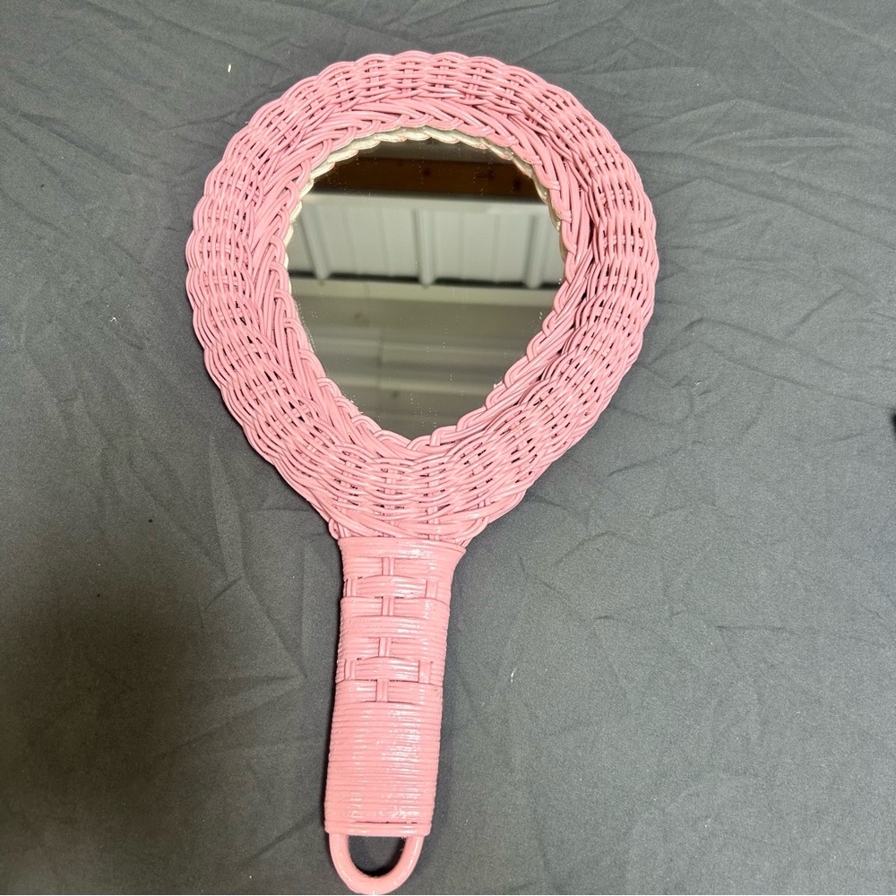 VTG Wicker Rattan Handheld Vanity Mirror Cottagecore